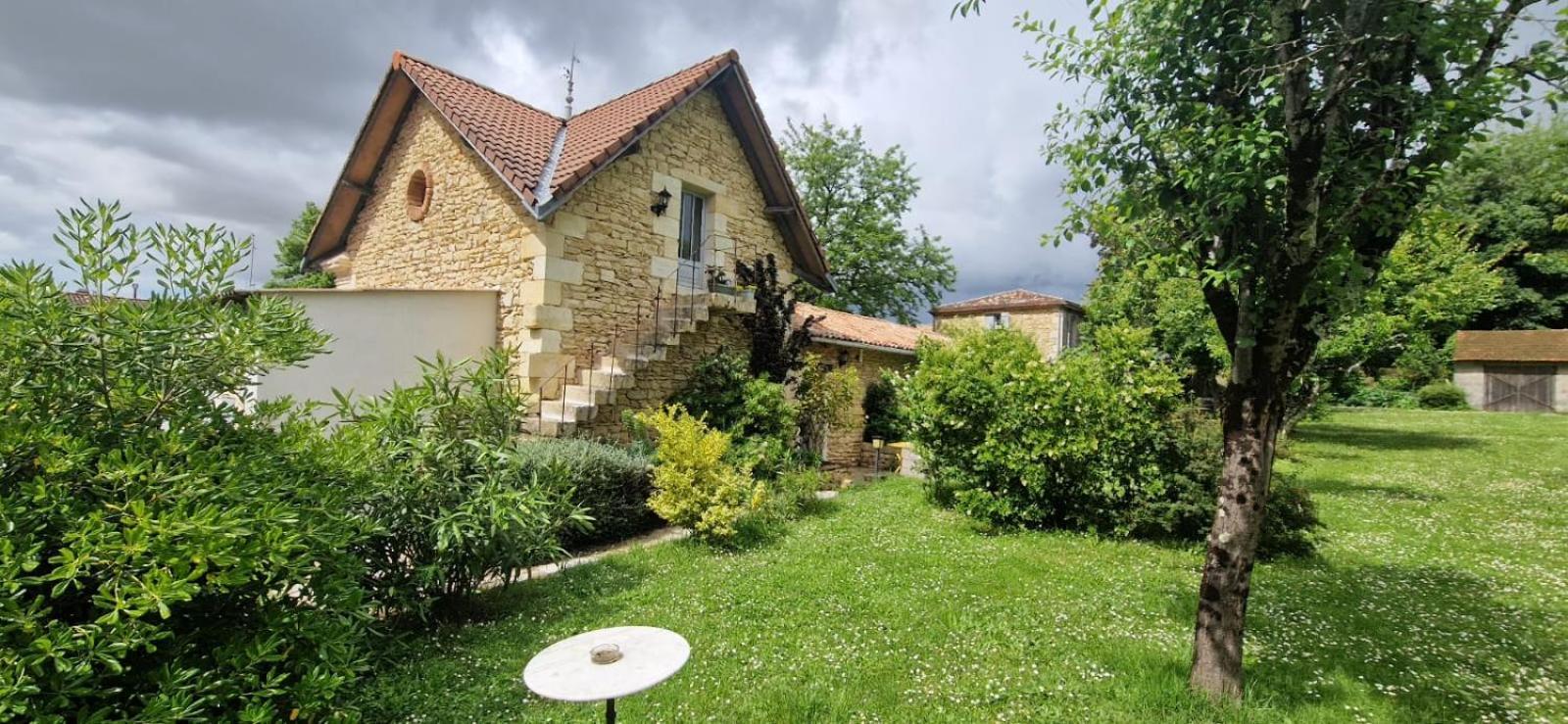 Le Clos Reaud Блеи-э-Сент-Люс Экстерьер фото
